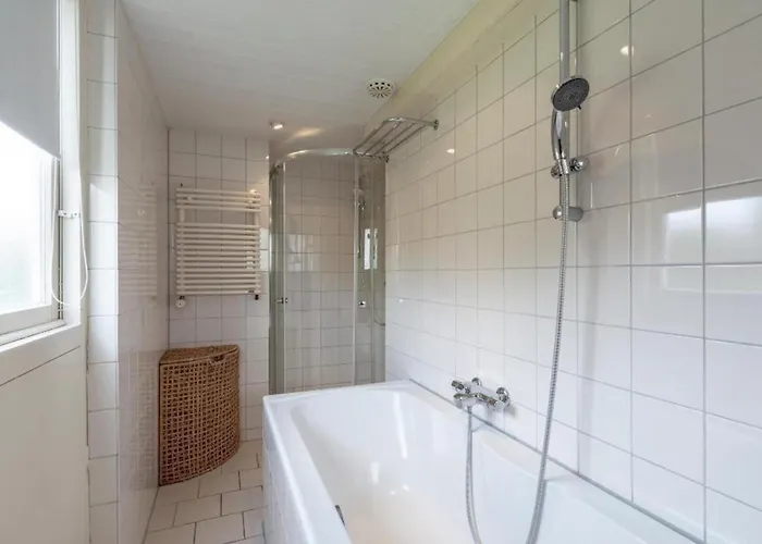 With Outdoor Lounging Feriehus *