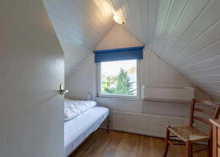 With Outdoor Lounging Feriehus